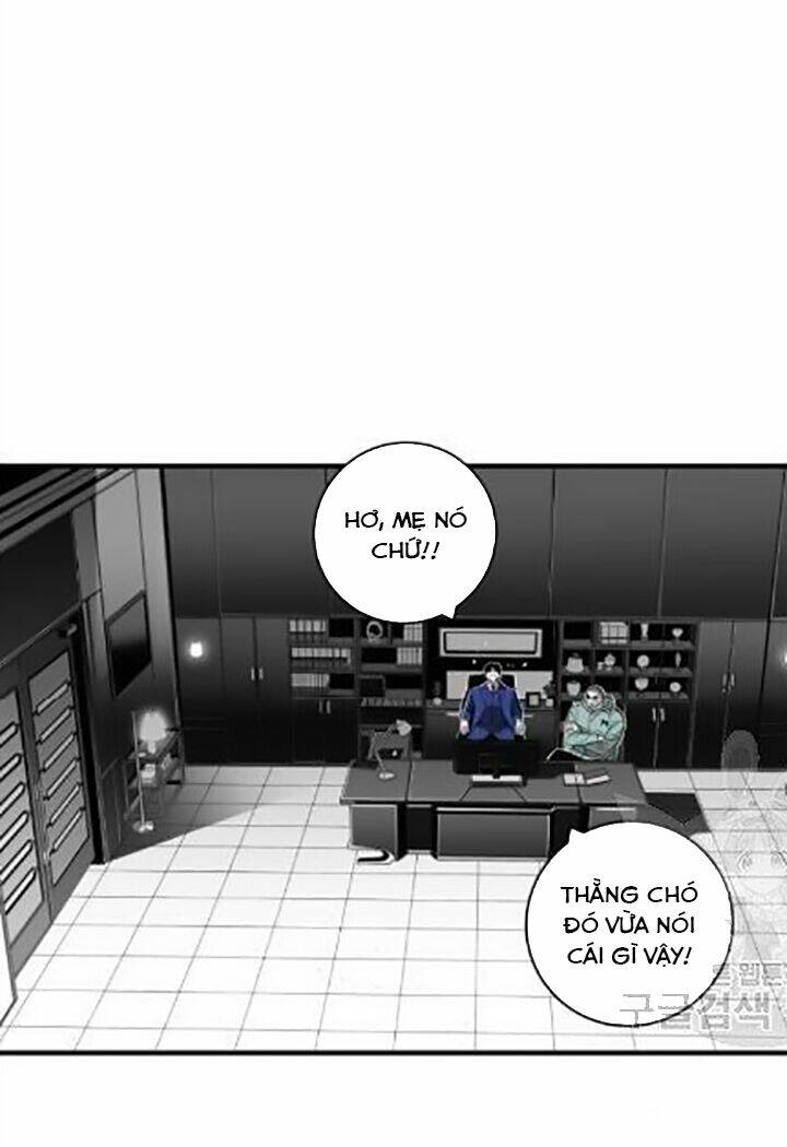 quảng trường máu chapter 32 - Trang 2