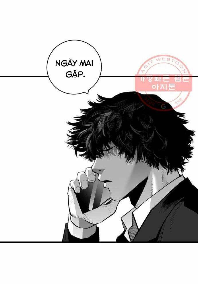 quảng trường máu chapter 43 - Trang 2